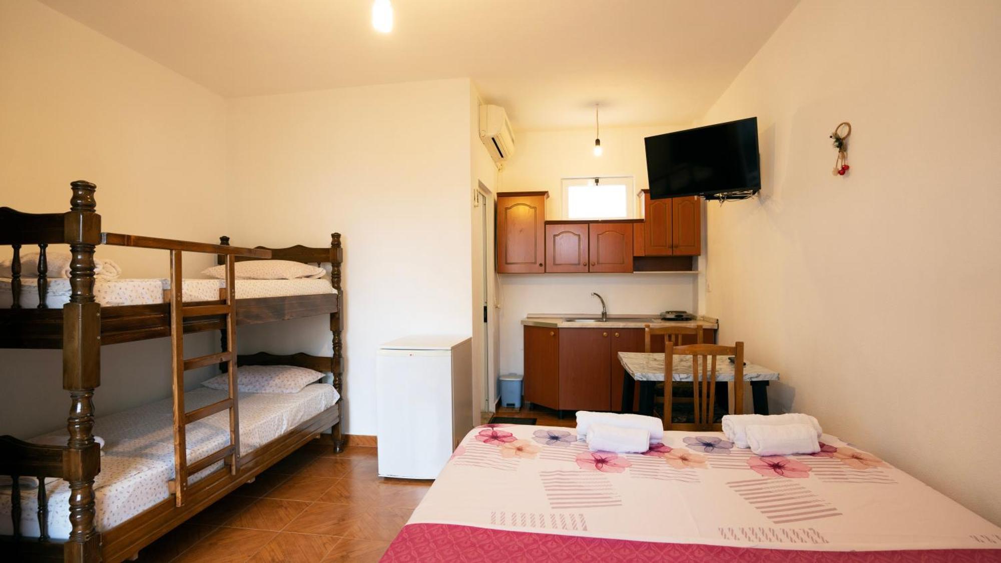 Vila Gjeci Habitación en casa particular